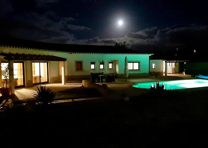 Mar & Surf • Piscina Privada 别墅 *