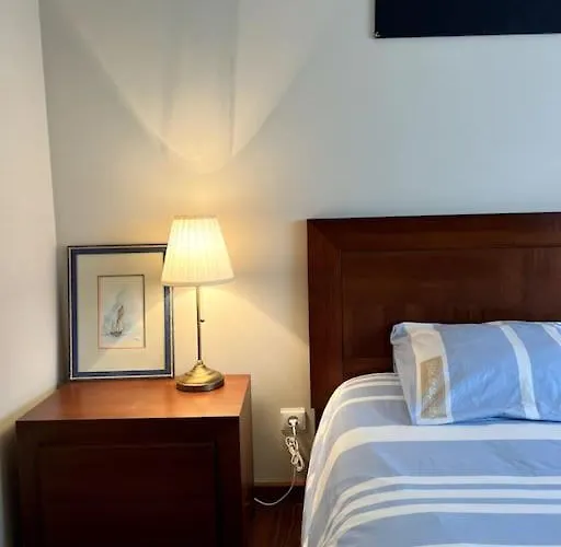 Mar & Surf • Piscina Privada