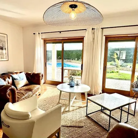 Vila - & Surf - Peniche *