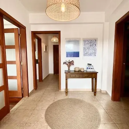 Vila - & Surf - Peniche *