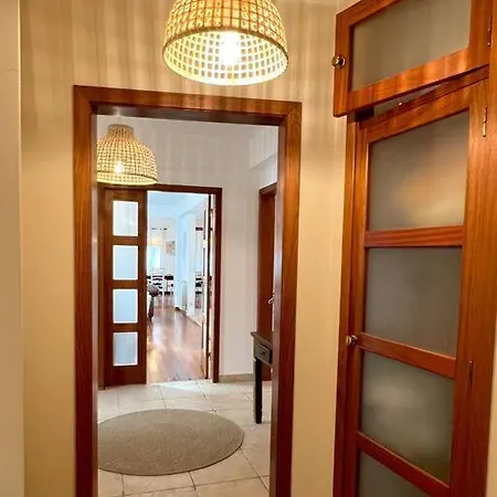 - & Surf - Peniche Atouguia Da Baleia